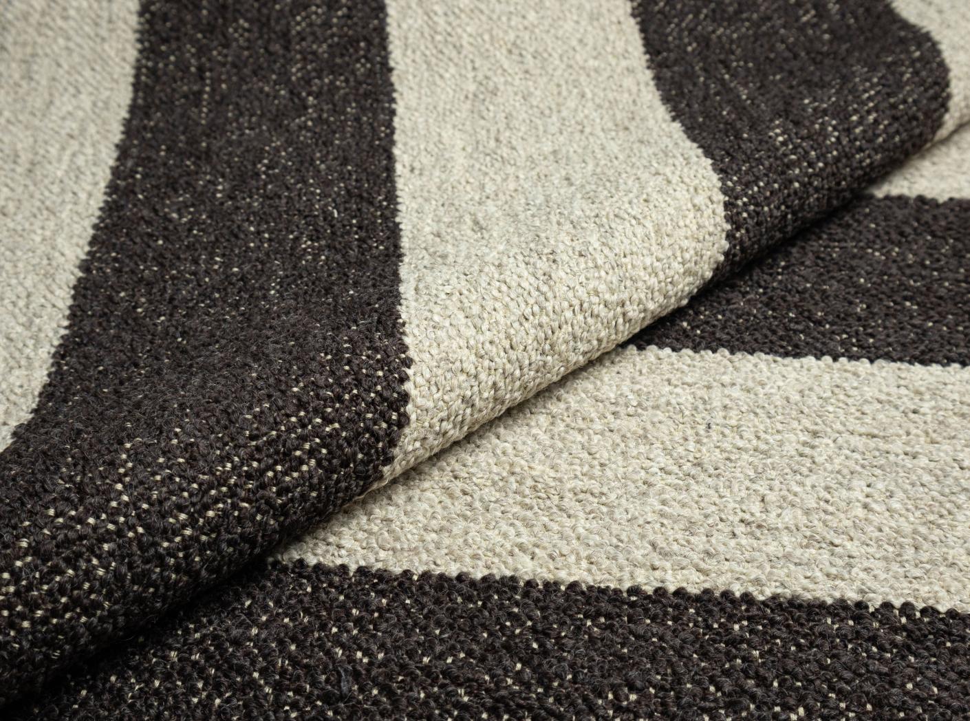 Barnum Stripe 9 Sand/Shale Barnum Stripe 9 Sand/Shale