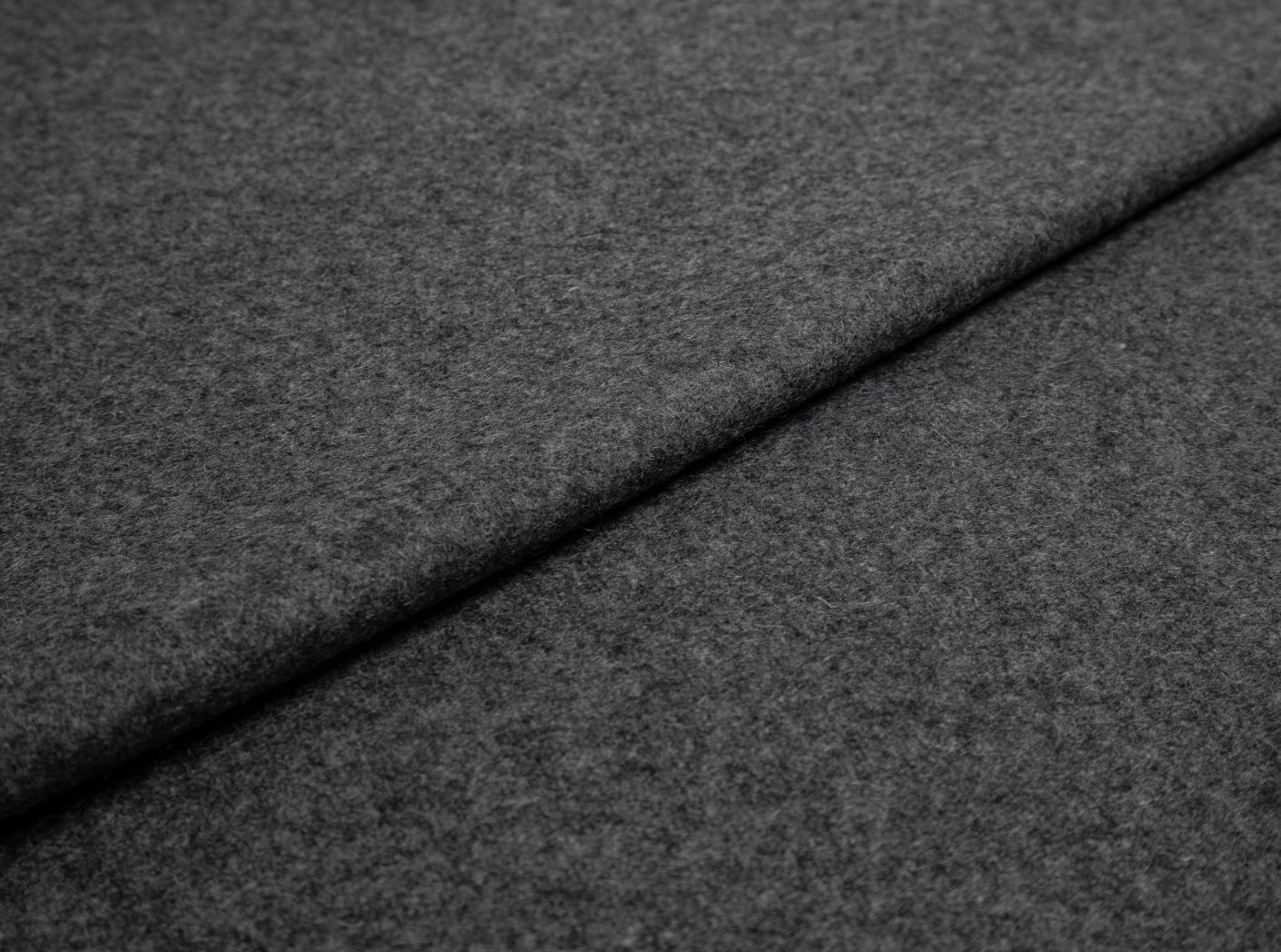 Wooly Wide 1042 graphite Wooly Wide 1042 graphite