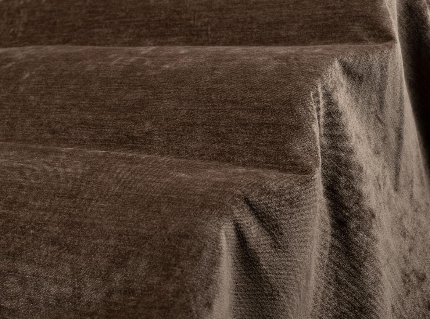 Eros 46 Mid brown Eros 46 Mid brown