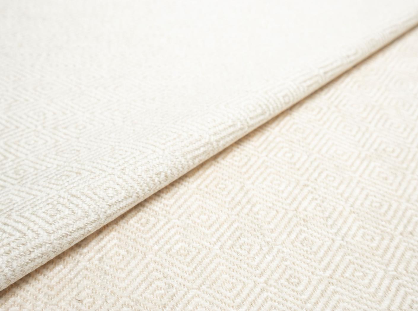 Magdalena 10 Off white Magdalena 10 Off white