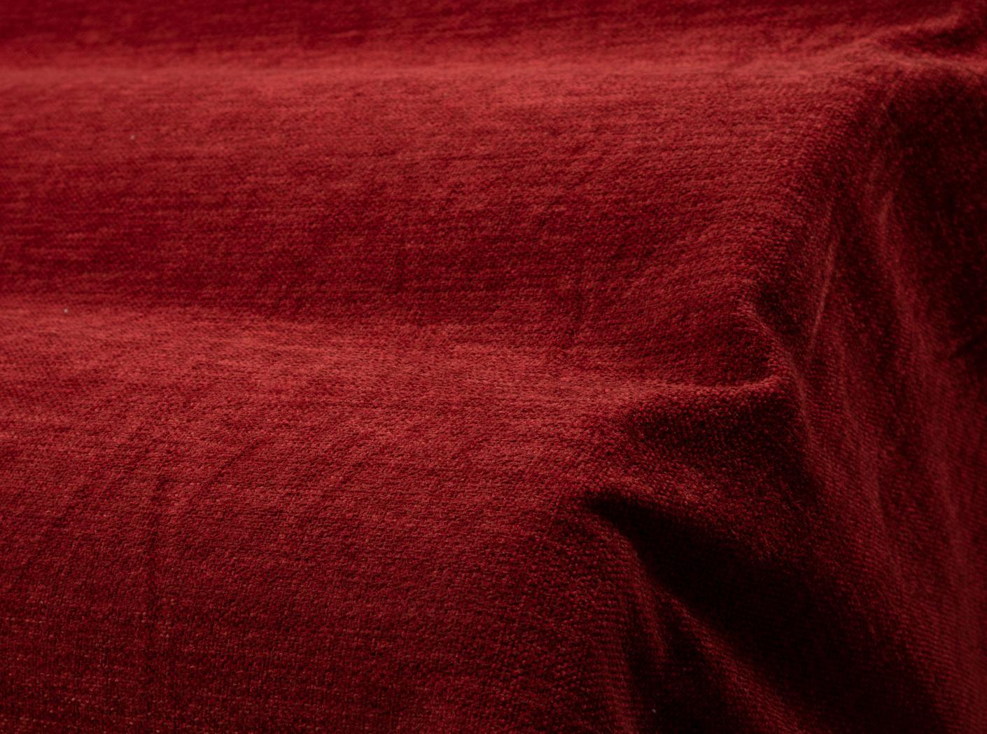 Moment 1 Red Moment 1 Red