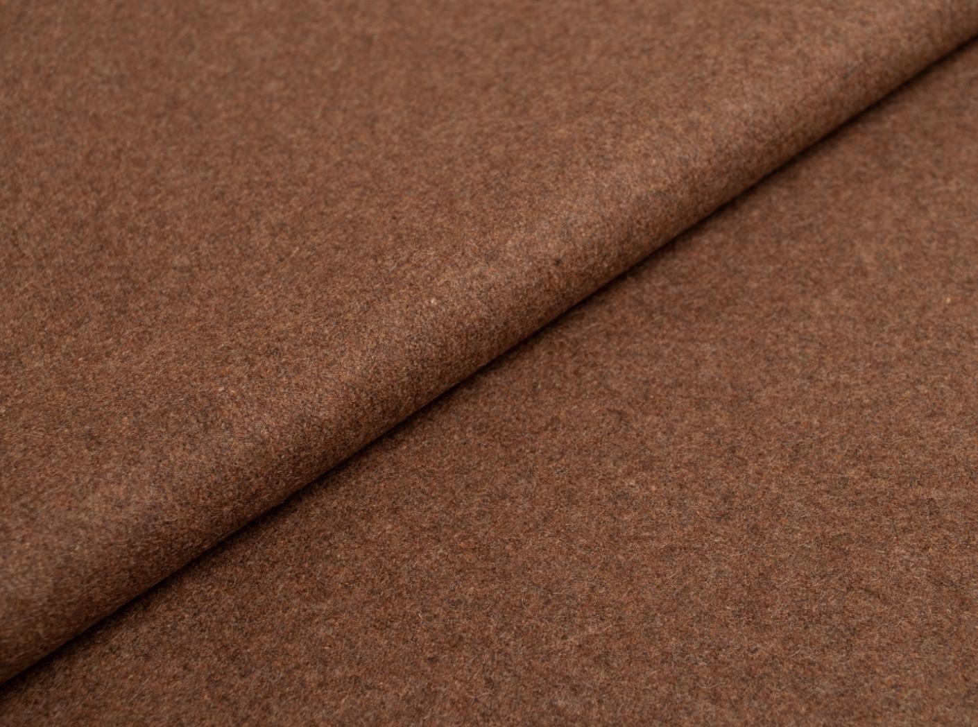 Wooly 1026 light brown Wooly 1026 light brown