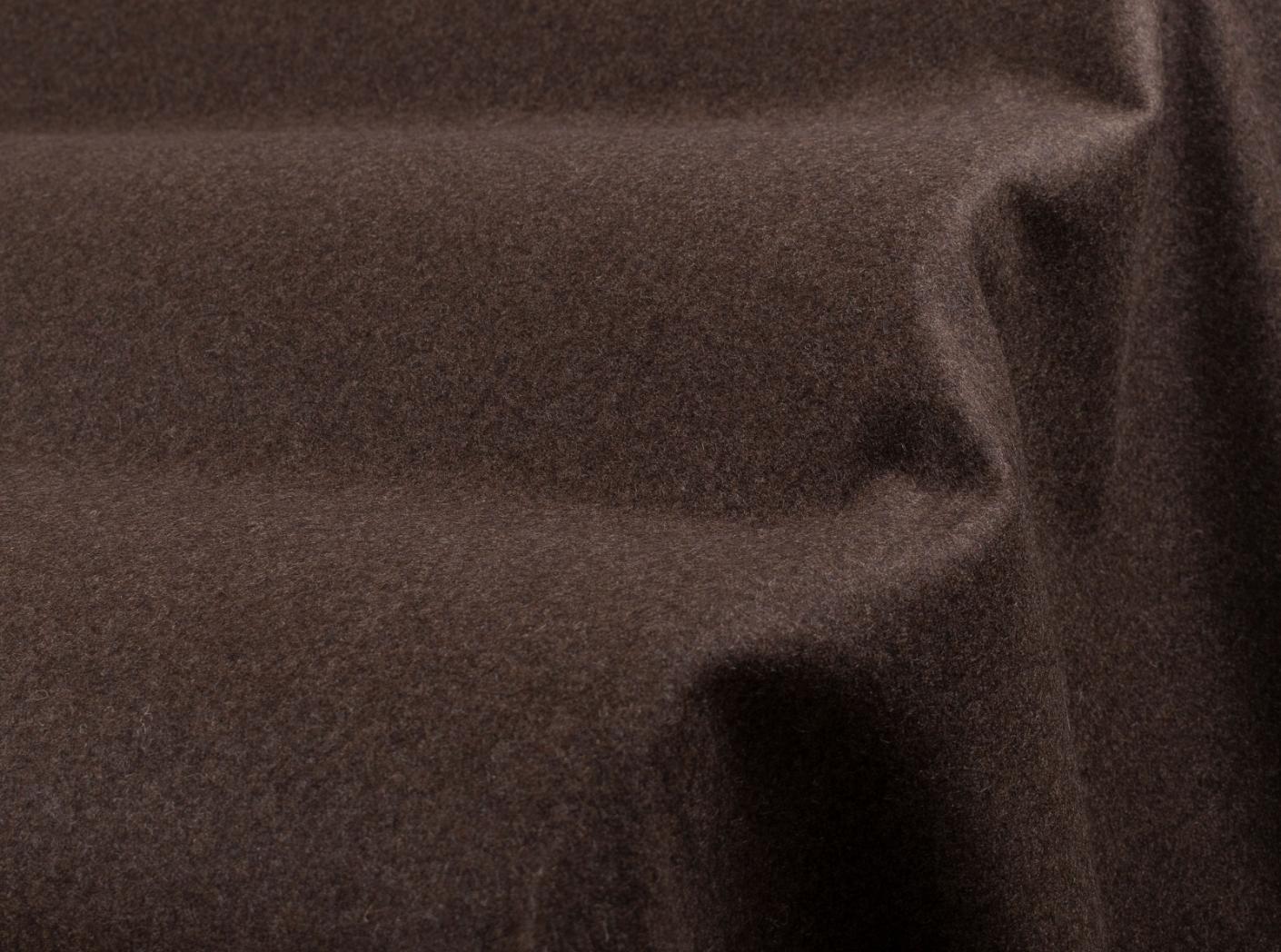 Wooly 1008 B Ebony Wooly 1008 B Ebony