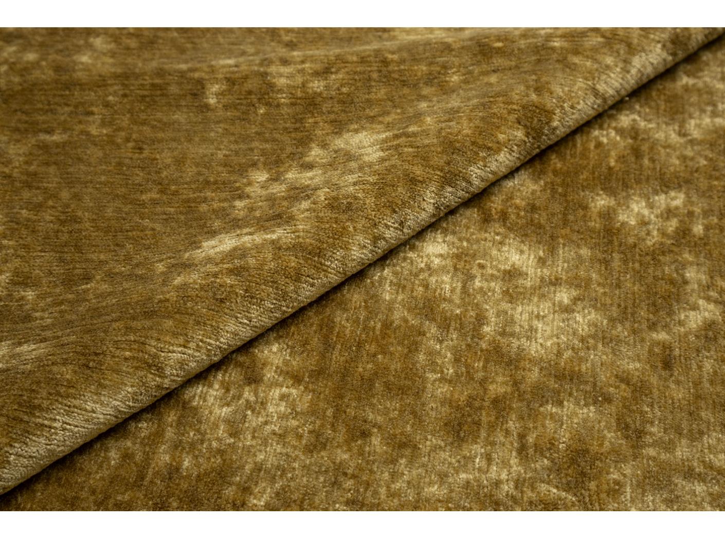 Lounge 12479 Olive Lounge 12479 Olive