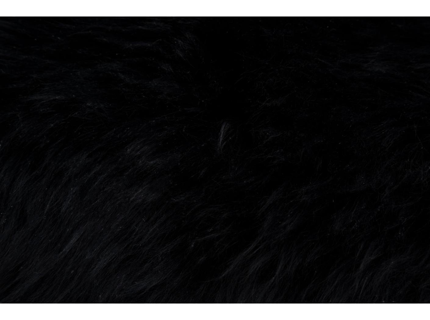 Lammeskind black, ca. 0,7 m2/hud Lammeskind black, ca. 0,7 m2/hud
