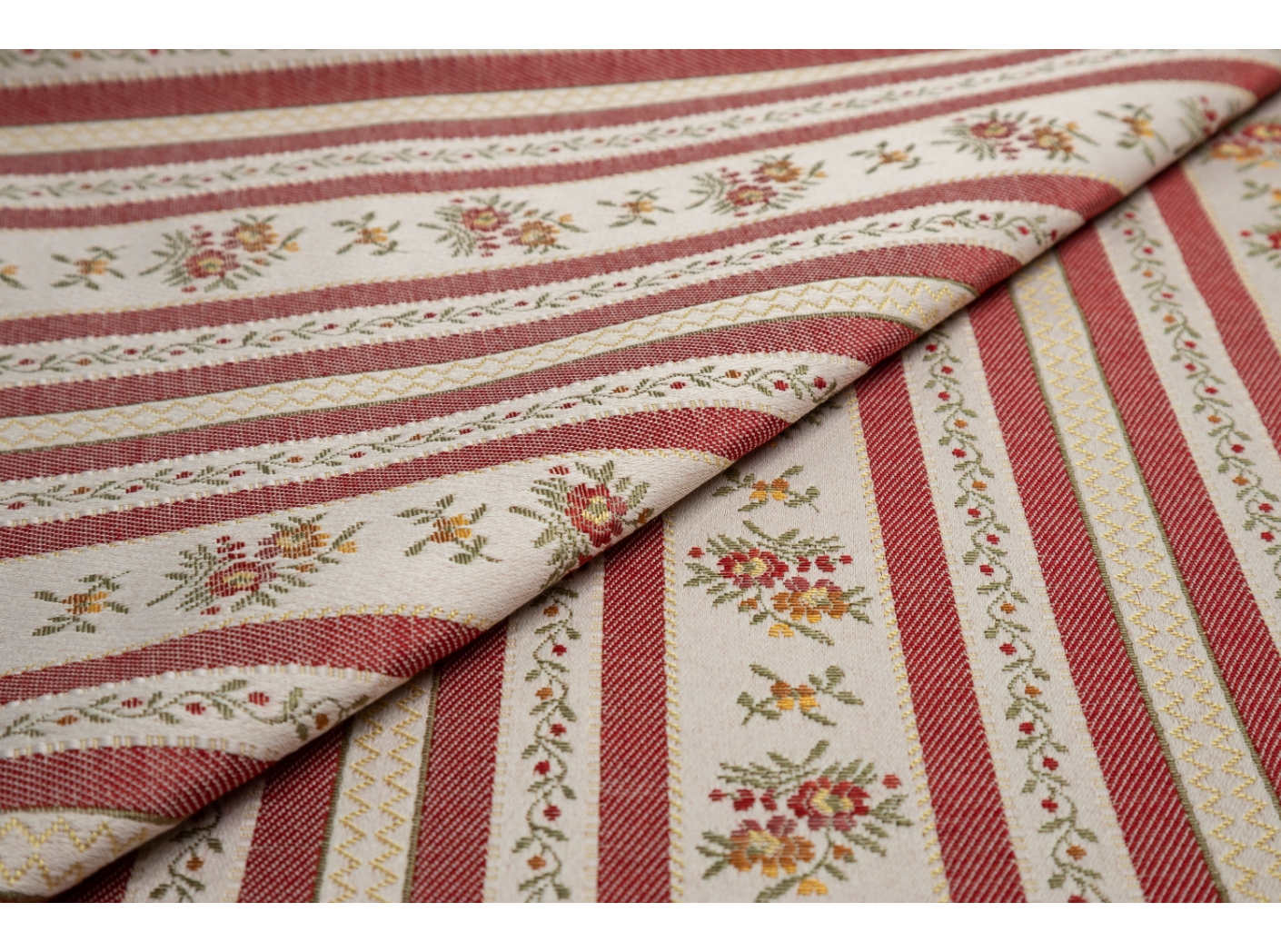 Lovisa 11/50 Raspberry Lovisa 11/50 Raspberry