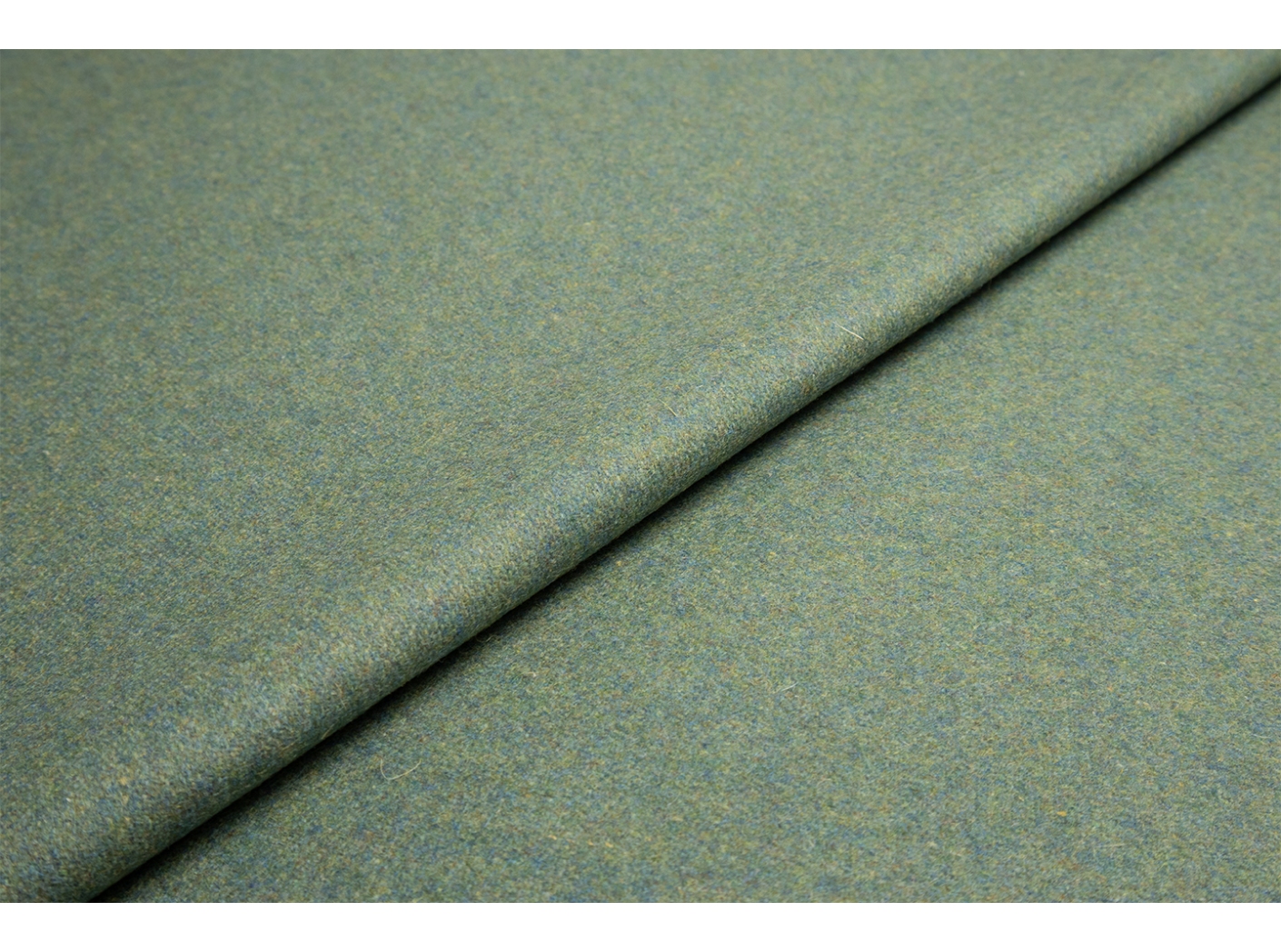 Wooly 2323 Cold green Wooly 2323 Cold green