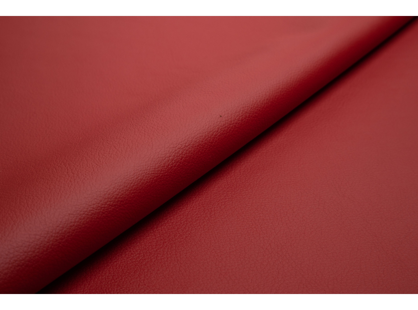 Illusion PU 23660 Cherry Illusion PU 23660 Cherry