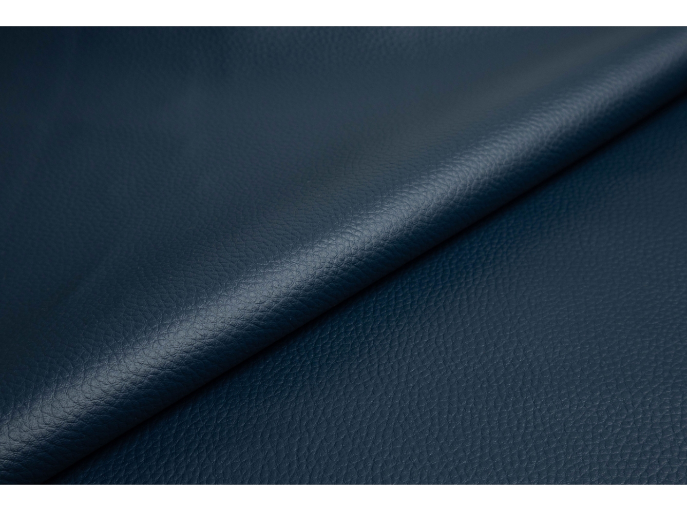 Illusion 3.0 Full grain 68947 Naval Illusion 3.0 Full grain 68947 Naval