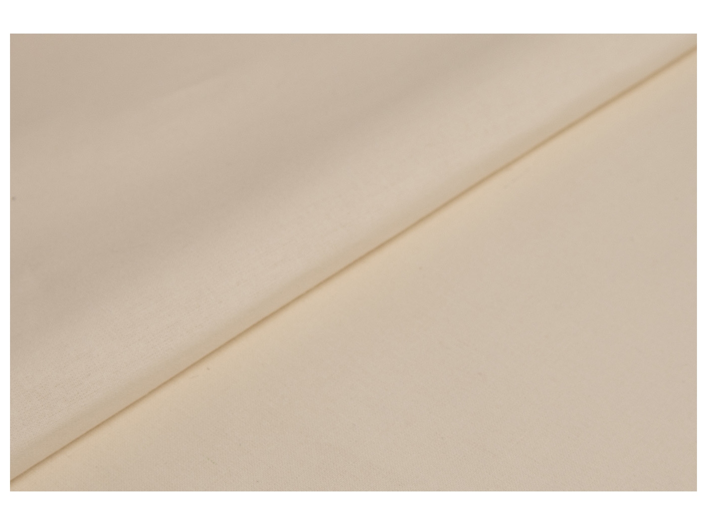 Interliner 4844 Off white, 150cm Interliner 4844 Off white, 150cm