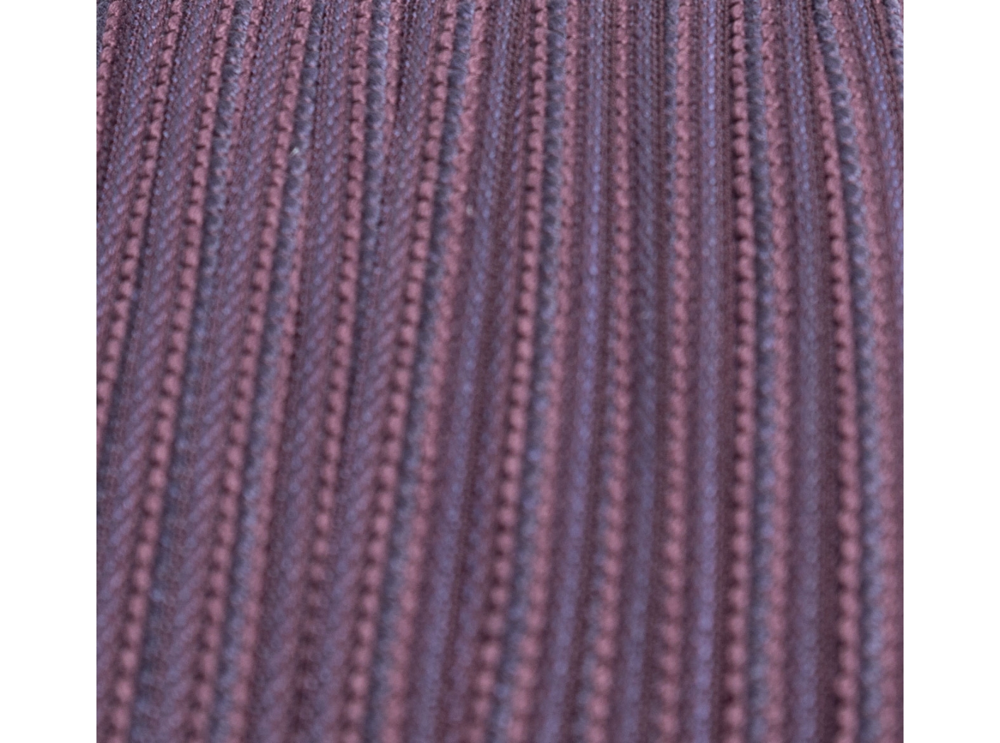 Agraman NVTX 6957 Purple, 25m/pk Agraman NVTX 6957 Purple, 25m/pk