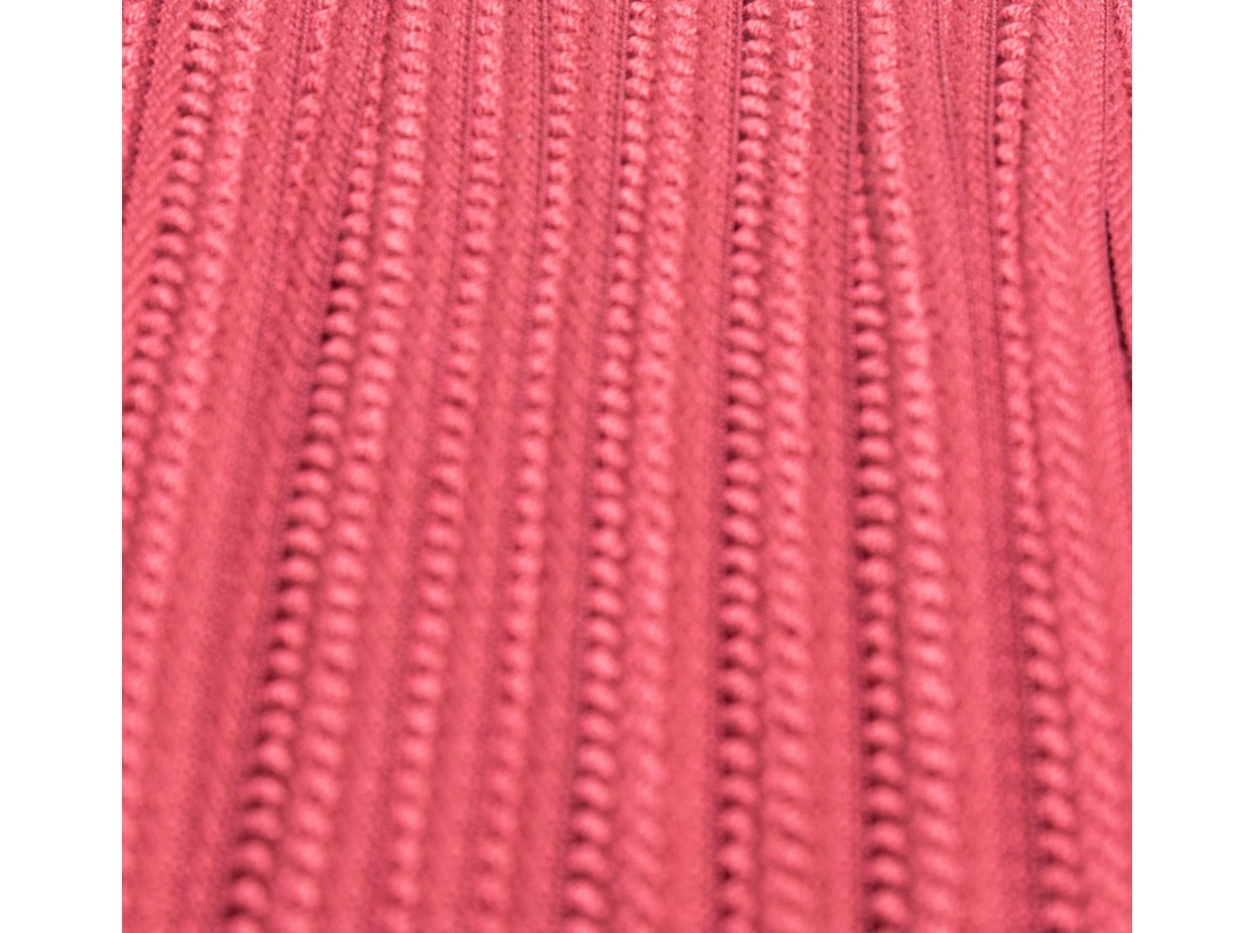 Agraman NVTX 272 Cerise, 25m/pk Agraman NVTX 272 Cerise, 25m/pk